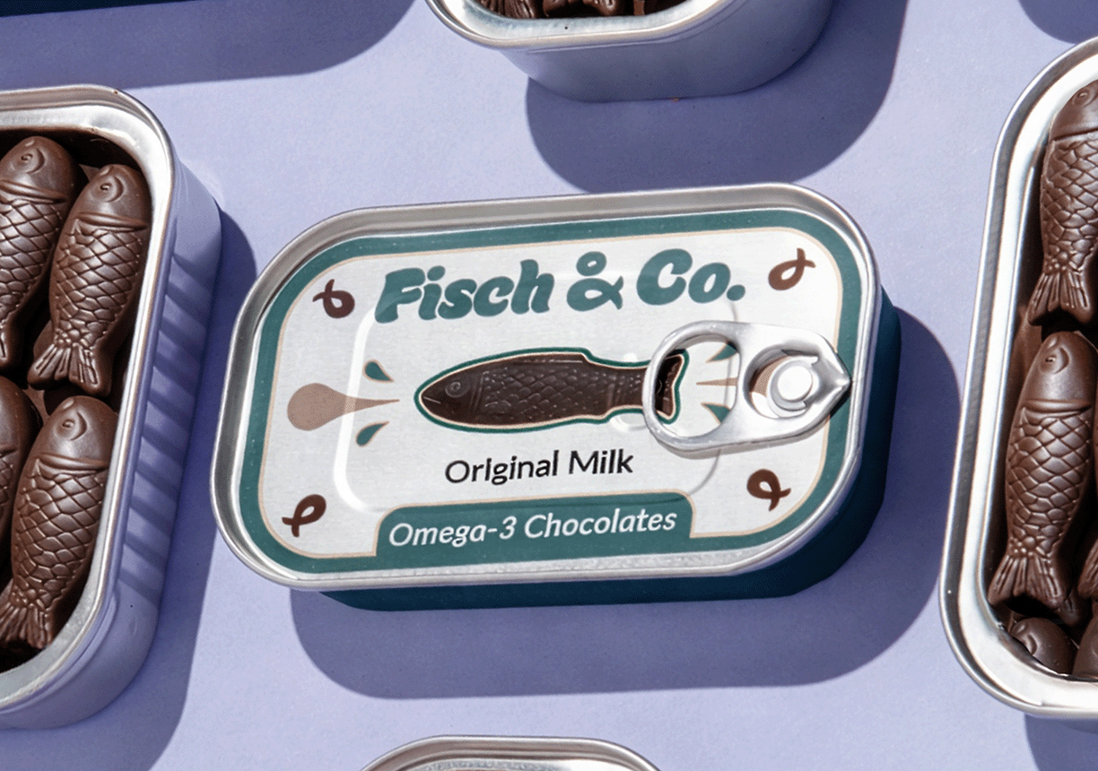Green fisch closeup packaging